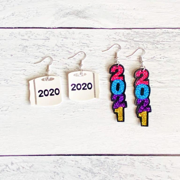 How to Make 2020 Toilet Paper Earrings with a Cricut