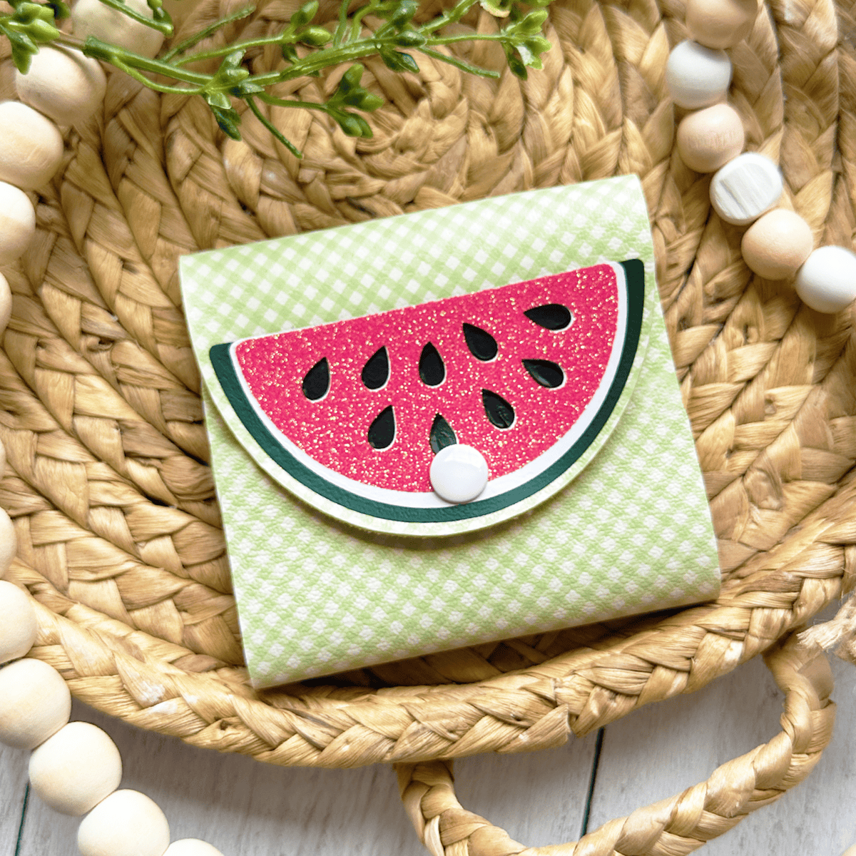 Spring Post-In Note Holder made with a Cricut