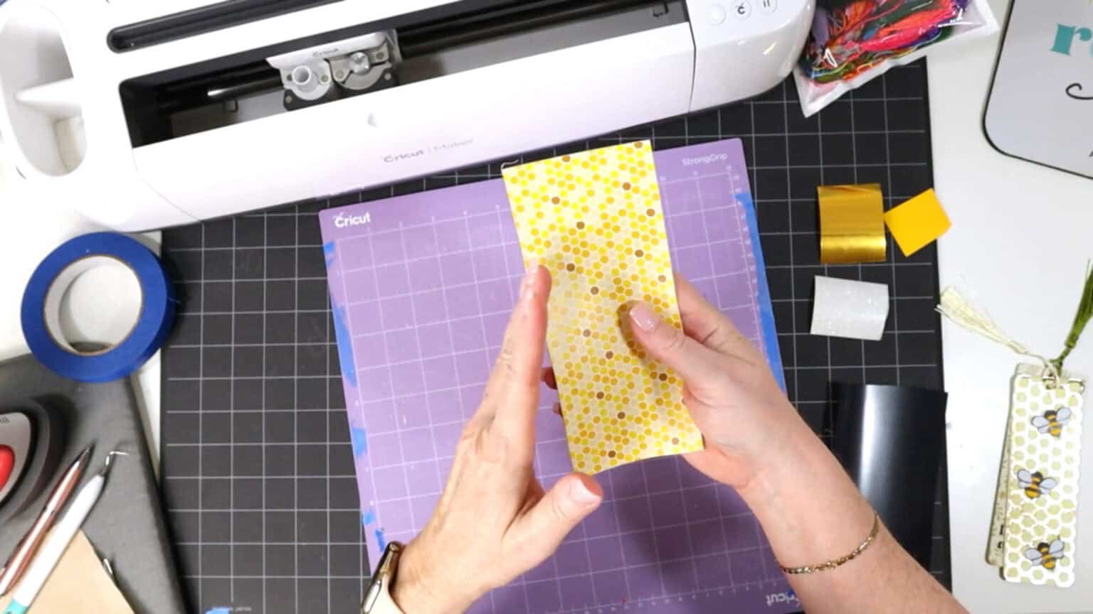 How to Make Faux Leather Bee Bookmarks with a Cricut - Amy Romeu