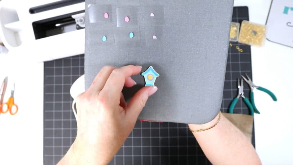 DIY Cricut Faux Leather Bird's Nest & Bird House Earrings Tutorial