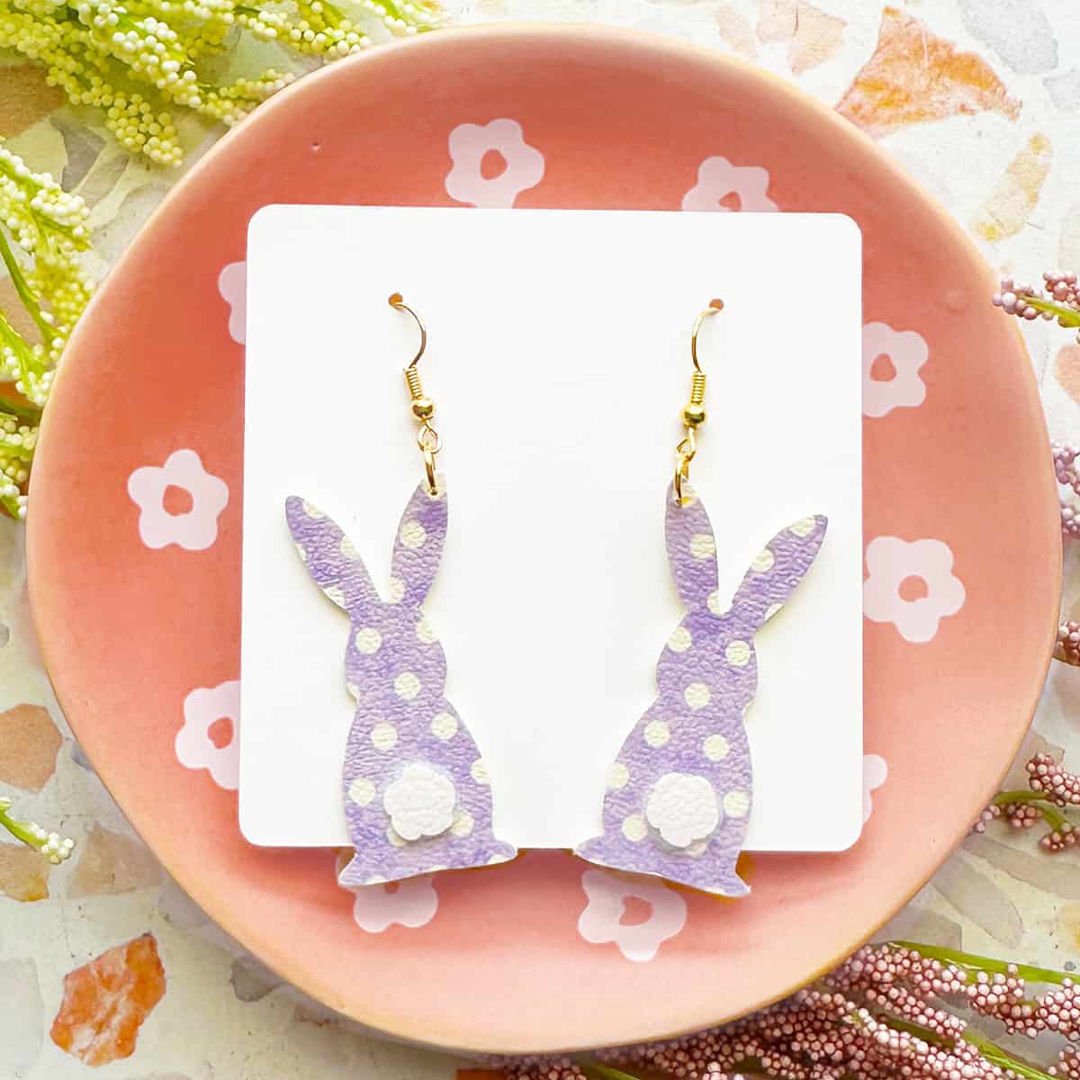 How to make Faux Leather Bunny Tail Earrings with a Cricut