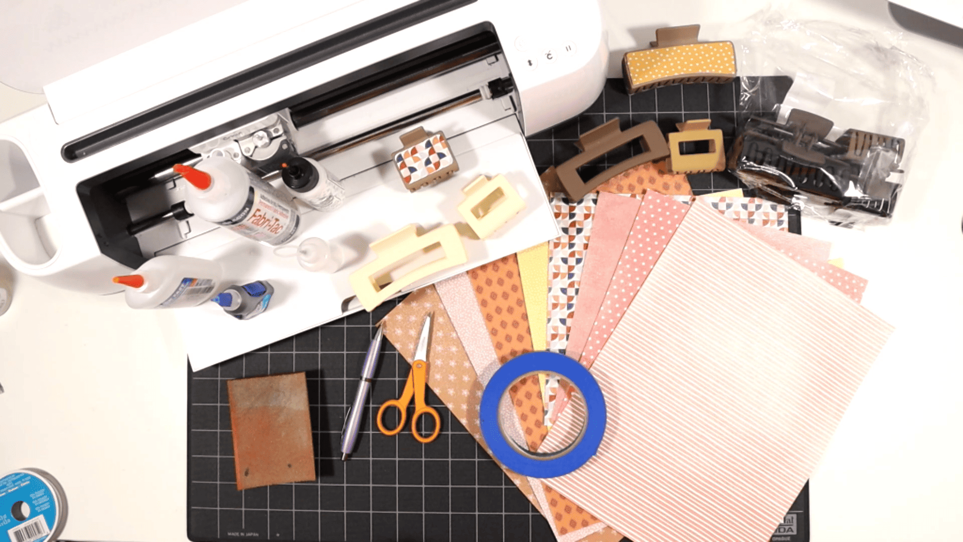 Make Faux Leather Claw Hair Clips with a Cricut Amy Romeu