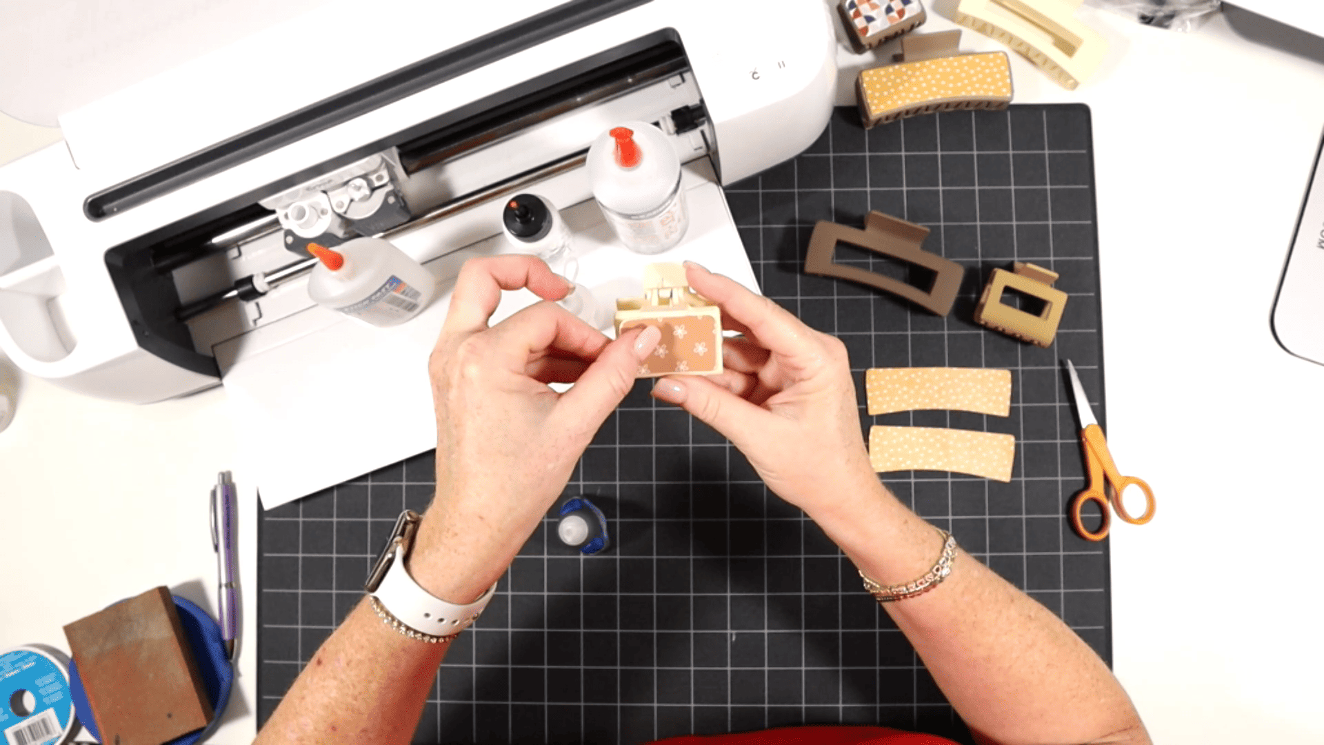 Make Faux Leather Claw Hair Clips with a Cricut Amy Romeu