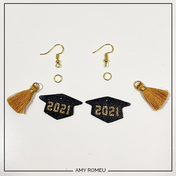 2021 graduation cap earrings and earring hooks