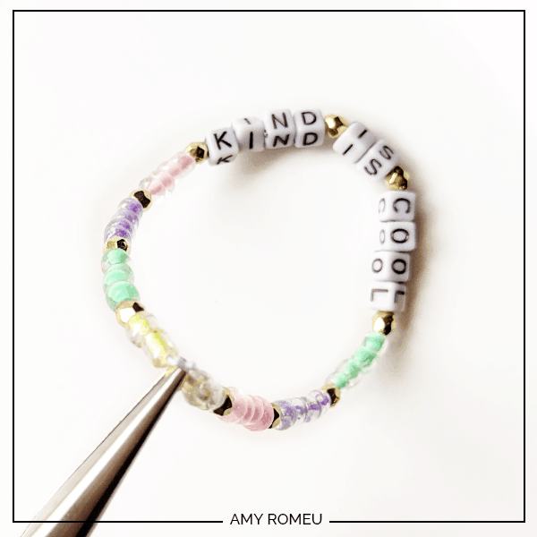 how to make beaded bracelets with elastic