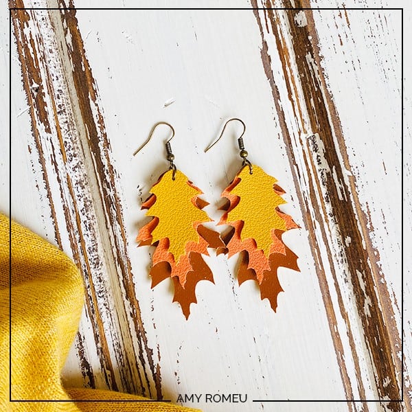 Fall Leaf Earrings - Faux Leather Cricut DIY