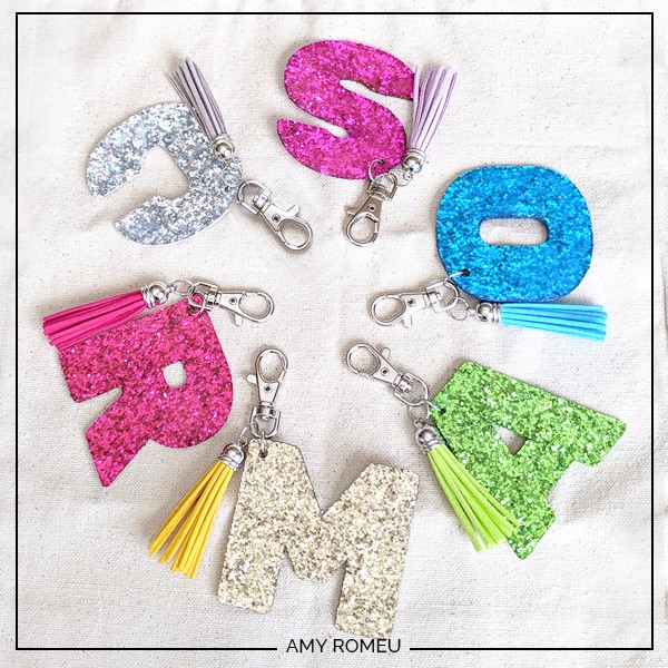 DIY Cricut glitter letter keychains