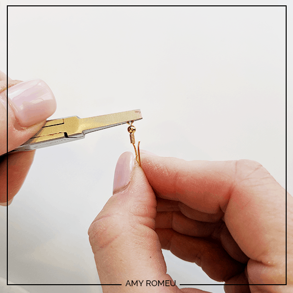 How To Make Faux Suede Fall Leaf Earrings With Your Cricut - Amy Romeu